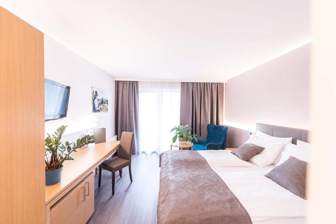 Hotel Und Therme Nova Köflach Eksteriør billede
